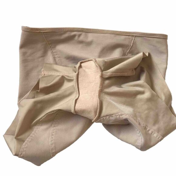 SPANX Nude Beige Slimplicity 1038 Booty Booster Short M Shapewear *No Pads NWOT - Picture 4 of 13